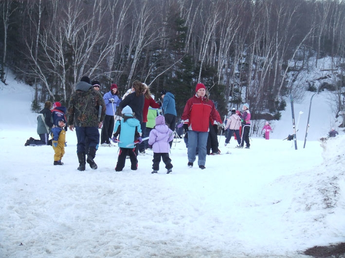 Some of the 48 Jackrabbits hitting the trails on Jan.10, 2008.